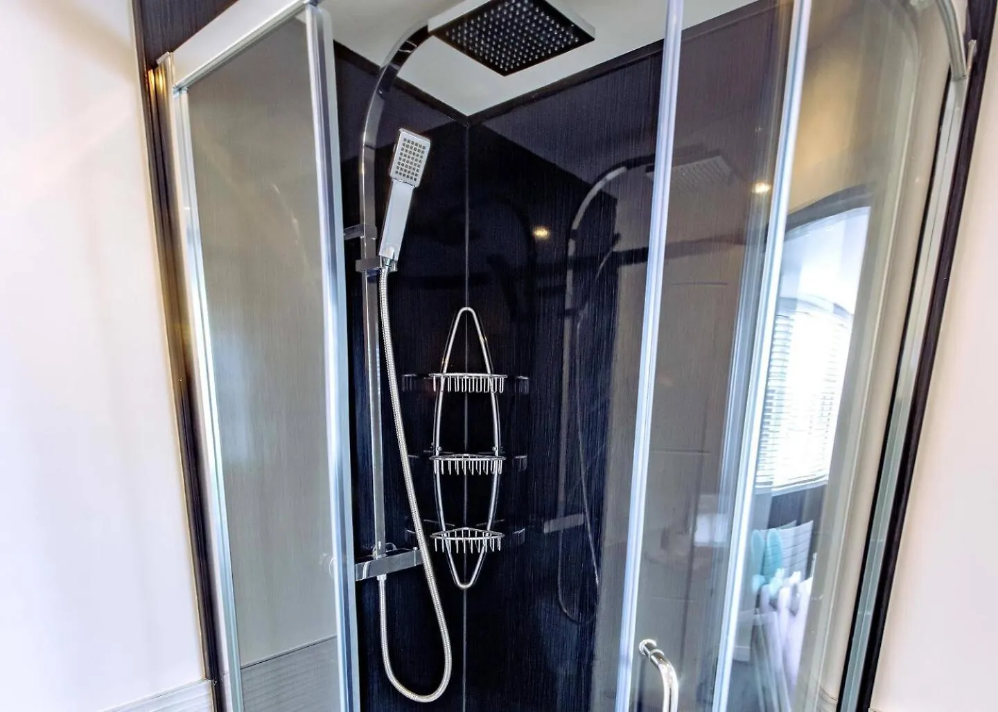 Gated Modern Mews Apartment Pass The Keys Brighton United Kingdom